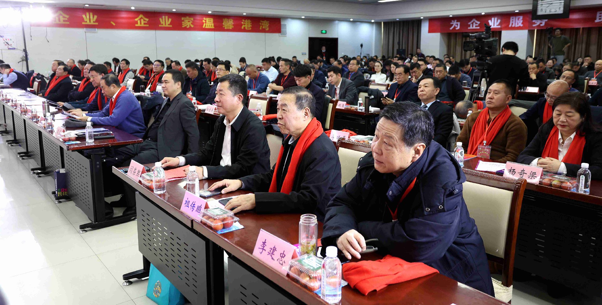 b230bfa2357c2eadf1c6a3c7eb33ed4_副本.jpg