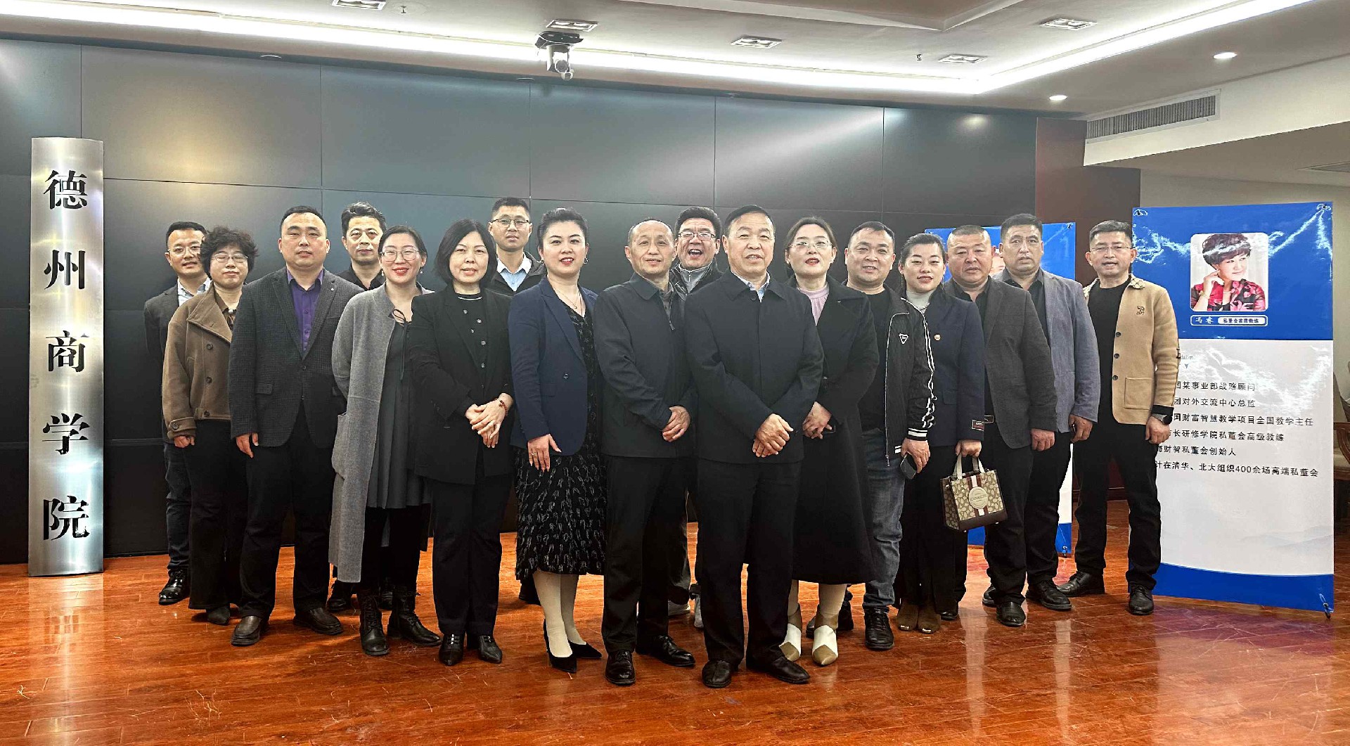 4bc1e68822a30ad4622c0adf2283082_副本.jpg
